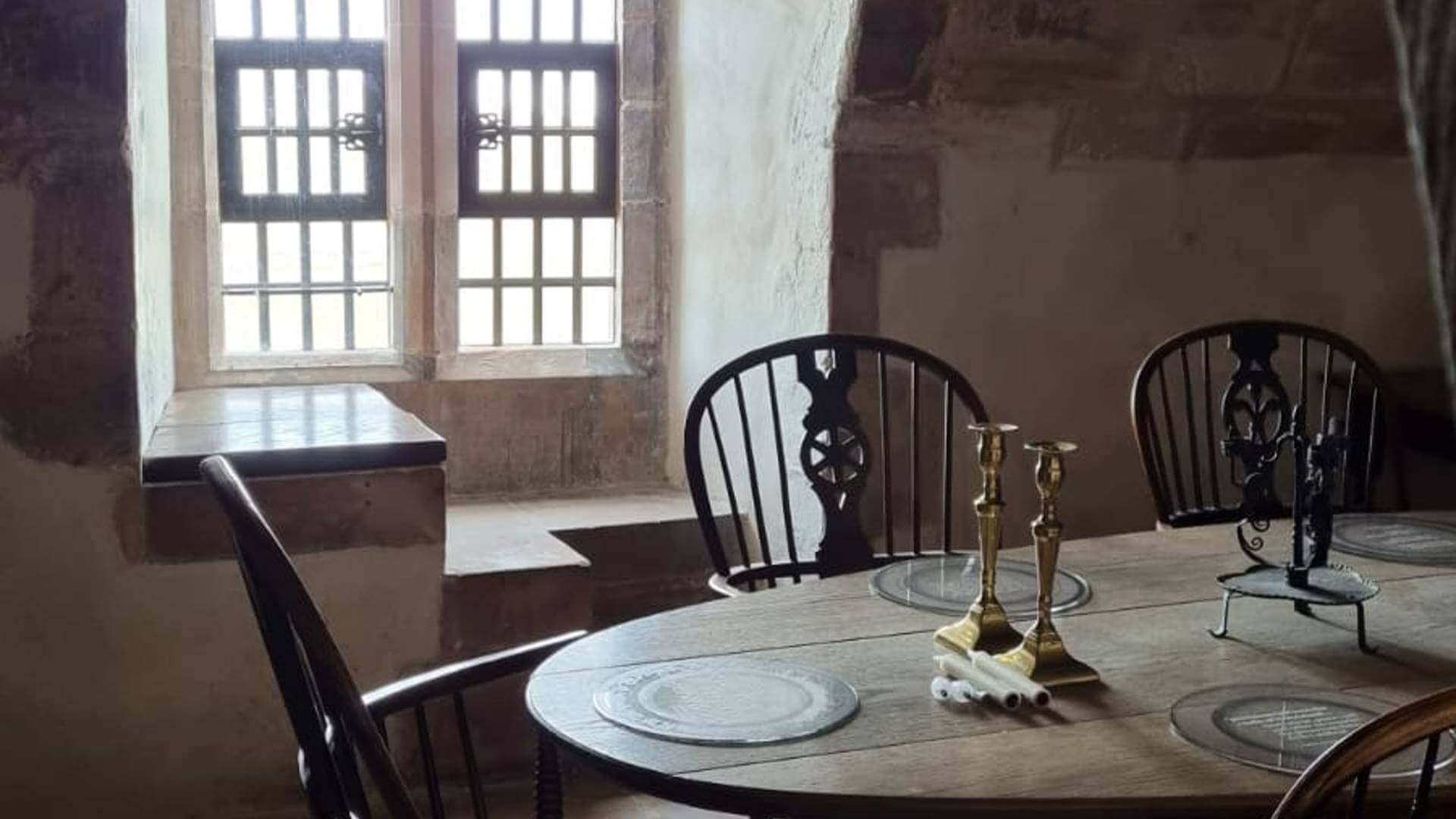 Lindisfarne Castle dining room
